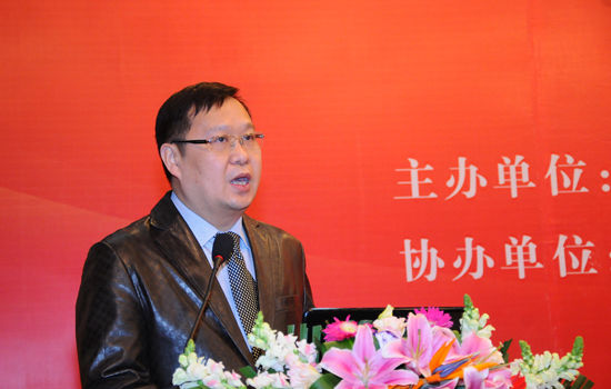 首屆中國紡織服裝名鎮(zhèn)（名城）產(chǎn)業(yè)發(fā)展峰會