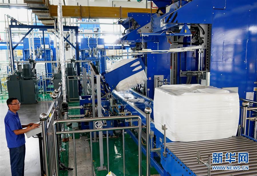 （經(jīng)濟(jì)）（1）河北唐山三友20萬噸化纖項(xiàng)目投產(chǎn)